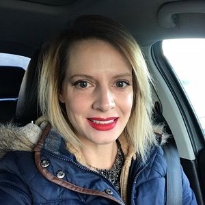 Meet your Posher, Jennie